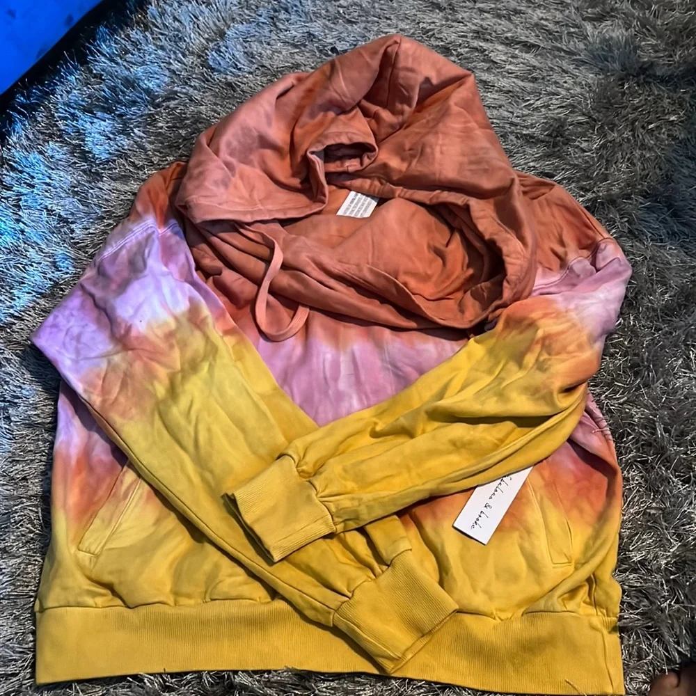 Young fabulous and broke Cowl neck crop hoodie - Picture 2 of 3